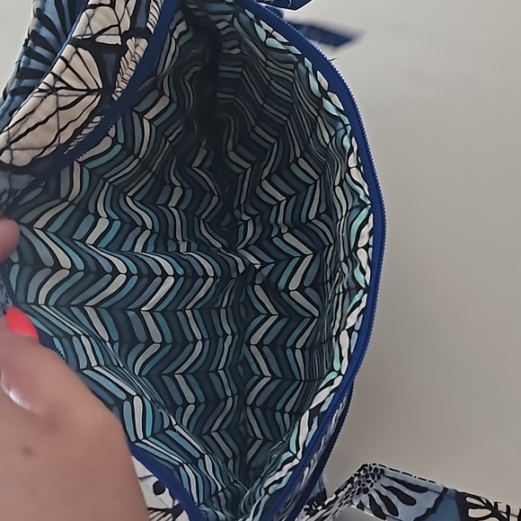 Vera Bradley | Blue flower crossbody bag - Picture 9 of 11